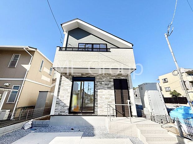 たっぷりの陽光と心地よい風が舞い込む住まい