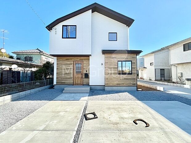 ～Exterior～　周辺には学校や買物施設もあり生活、子育てに適した環境が広がっています！「永住地」として、物件のご見学だけではなく、周辺の環境や通学できる学校についてもご相談ください！