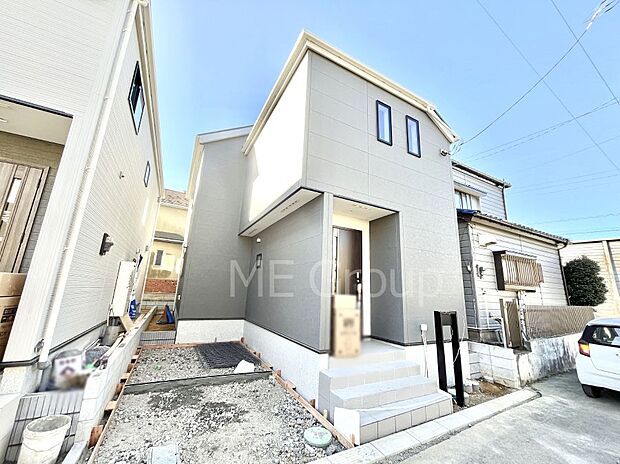 ◆１号棟◆～Exterior～　首都圏で憧れのスローライフ♪緑に囲まれた土地は都会の喧騒を忘れられそう。四季を通じて自然と触れ合えるスポットが周辺には盛りだくさん！住みたくなる家。暮らしたい町。