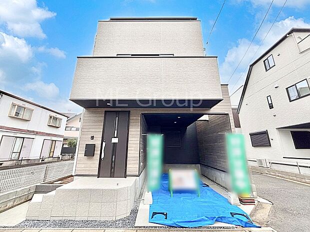 ~Exterior~ 周辺には学校や買物施設もあり生活、子育てに適した環境が広がっています!「永住地」として、物件のご見学だけではなく、周辺の環境や通学できる学校についてもご相談ください!