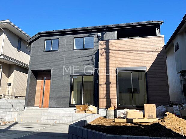 たっぷりの陽光と心地よい風が舞い込む住まい