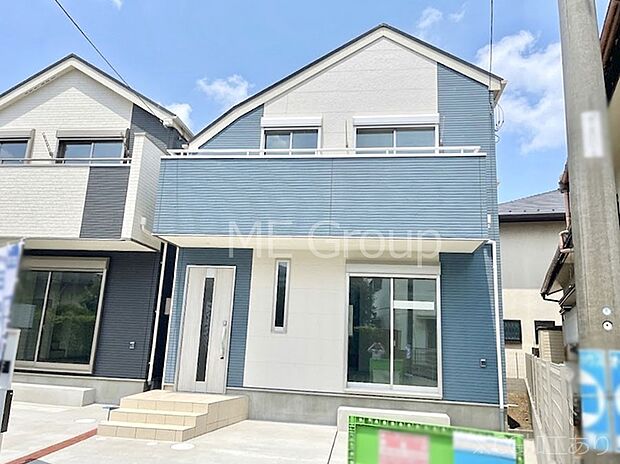 ◆2号棟◆~Exterior~ お家のグレードだけでなく、街並みや周辺環境も大切なポイントです。どんな場所に暮らすかで、日々の快適さや将来の住み心地は大きく変わってきます。