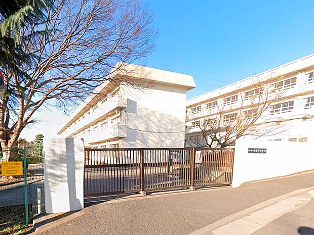 船橋市立高根中学校（約520m）