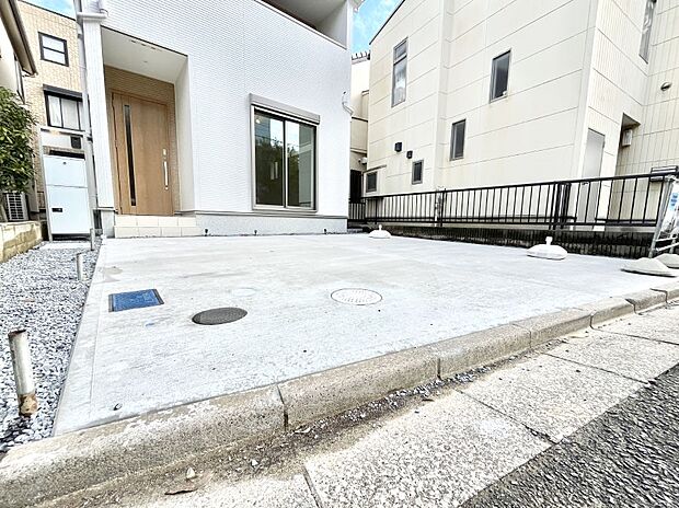 【駐車場】生活に欠かせない駐車スペース。