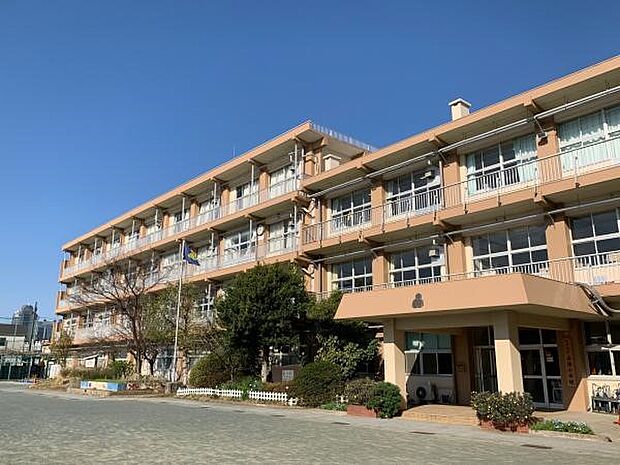 千葉市立幕張小学校（約1,300m）