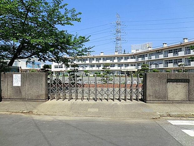 四街道市立山梨小学校（約550m）
