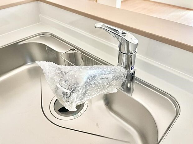 【その他設備(浄水器)】◆B号棟◆いつでも清潔なおいしいお水を。一つの水栓で水道水と浄水を使い分け。