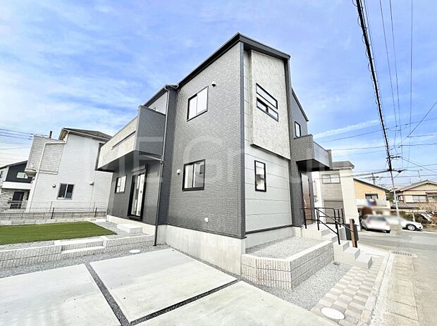 【現地外観写真】溢れる陽光でご家族の笑顔も輝く