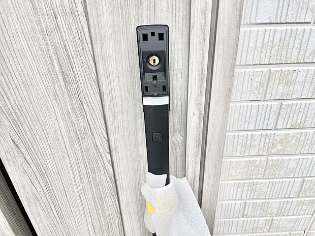 【玄関】ラクラク開錠！スマートコントロールキー。