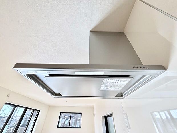 【その他設備(レンジフード)】基本的なお手入れはフィルターのみ！お手入れのしやすさも魅力です。