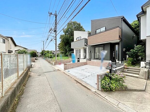 【前面道路含む現地写真】堂々完成！！ ここから始まる新生活を応援いたします！ 