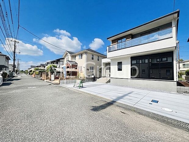 【前面道路含む現地写真】堂々完成！！ ここから始まる新生活を応援いたします！ 