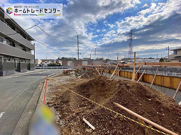 ☆物件の陽当りや通風・仕様設備やお部屋の大きさの比較、近隣・周辺環境や街並みなど、資料には掲載していない情報が現地にはたくさんあります。　是非一度、現地をご確認ください♪