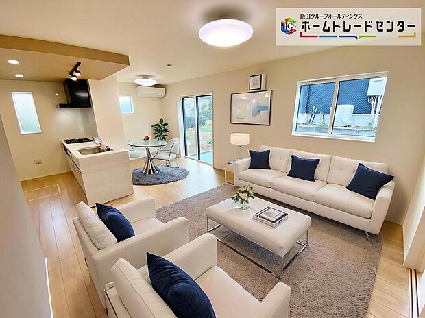 閑静な住宅街の1棟現場！陽当りも良好です。交通量が少ない住宅街なので雨の日でも車の走行音も気になりません。（家具はCGです）