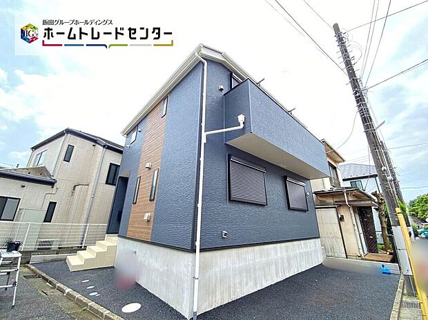 ☆一戸建ては都心部などの物件を除き、駐車スペース付きの物件が一般的。玄関と駐車スペースとの行き来もしやすく、天候が悪い日などに便利です♪