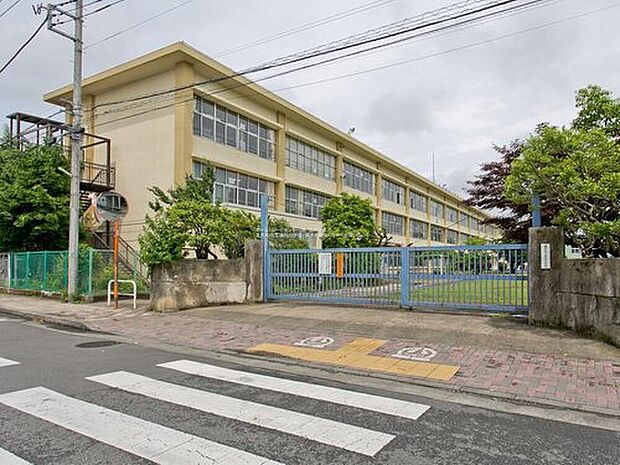 東大和市立第四小学校(約550m)