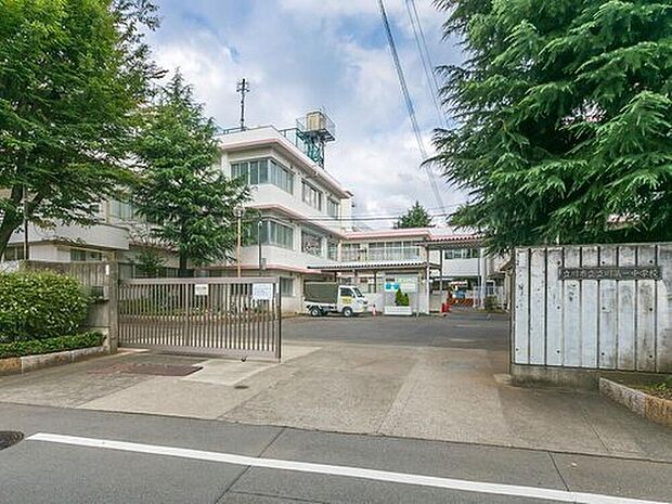 立川市立立川第一中学校（約300m）