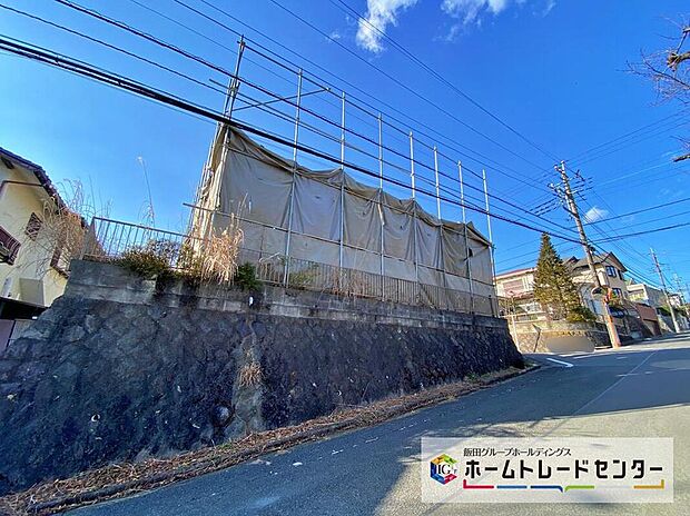 【現地外観写真】敷地【71坪】超え！LDKは広々【22帖】！