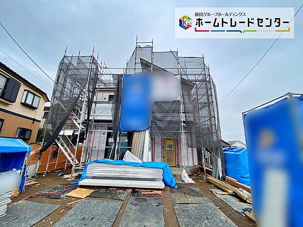 【現地外観写真】JR八高線「小宮」駅徒歩13分！それぞれの間取りや外観が全て違い、個性的ながらも統一感のある全3棟♪