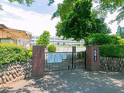 昭島市立光華小学校 650ｍ(徒歩9分)