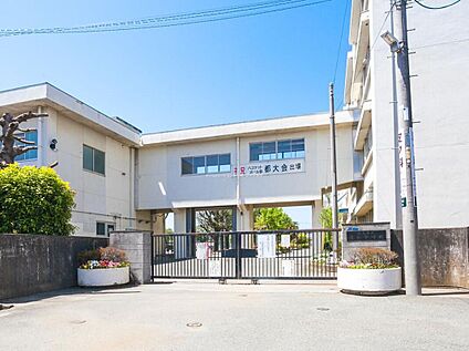 昭島市立清泉中学校 400m(徒歩5分)