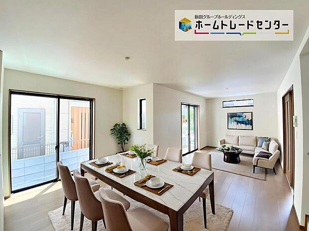 【☆Living　Room☆】インティメイトなくつろぎを味わえるリビングルームはひそやかな憩いの場となることで、新しいゆとりをもたらし、今までにないライフスタイルをもたらします。（家具はCGです）
