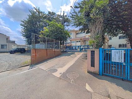 東大和市立第十小学校 300m(徒歩4分)