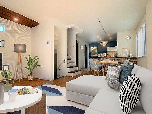 【リビング・ダイニング(施工例)】豊かな光が照らすこの場所は、たわいもない会話を楽しみ、ゆったりとした時間を過ごす場所。この場所から、家族の記憶が紡がれるでしょう。窓が多くやわらかな明るい陽光が射し込みます。床の木目が美しく、快適。