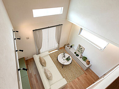 天井の高さから得られる解放感や、大きな窓からの採光が魅力です。一戸建てならではの間取だけにね強い人気があります。2階にリビングを配置することにより、ダイナミックな空間が創り出されます。リビングイン階段やオープンキッチンなどドアの隔たりがなく、より一層開放感に溢れています♪天井の高い大空間リビングは、フロア全てを使いさらに広さを演出しています。収納の少ない部屋をいくつも設けるより大きな収納や家事動線を確保した、こだわりの間取が魅力です。 