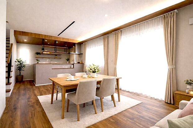 リビング（施工例）家族が自然と集まる明るいリビング