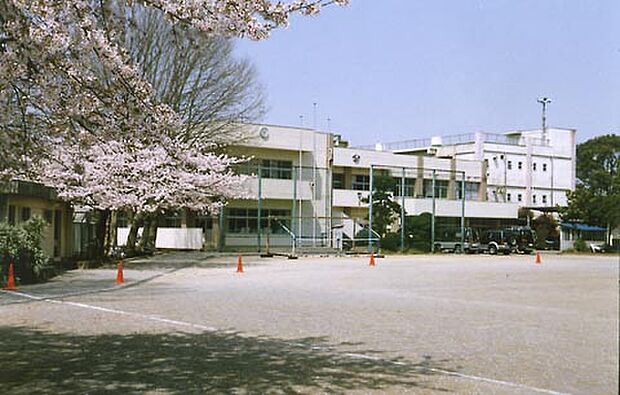 海神中学校（約1,500m）