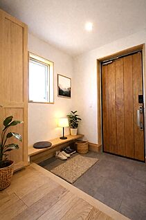 玄関（モデルハウス）