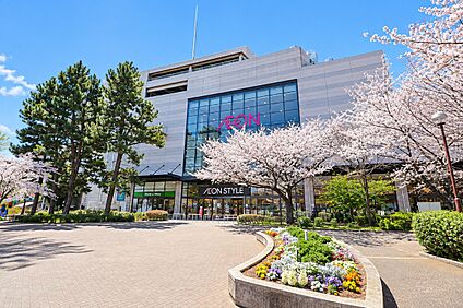 イオンモール 600m