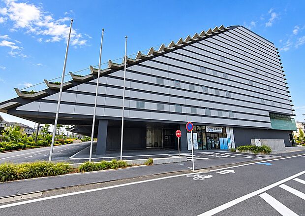 市川市役所(約760m)