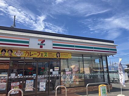 セブンイレブン鈴鹿北玉垣店 450ｍ(徒歩６分)