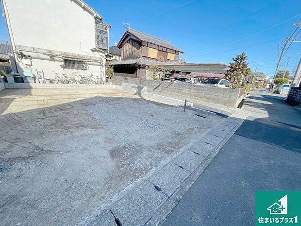 【外観】周辺は落ち着いた街並みの住宅地！子育てがしやすい住環境です！まだ未完成ですが、現地でしかわからない事もございます。是非一度ご覧ください。