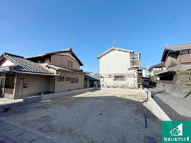 【外観】現在建築中！落ち着いた街並みで新生活を始めることが出来そう！周辺の物件も併せてご紹介させて頂きます！