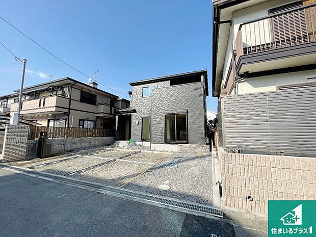 【外観】安心の10年保証！外観を美しく保ち、雨水で汚れを落とします！気になることがありましたら、お気軽にお問い合わせください！