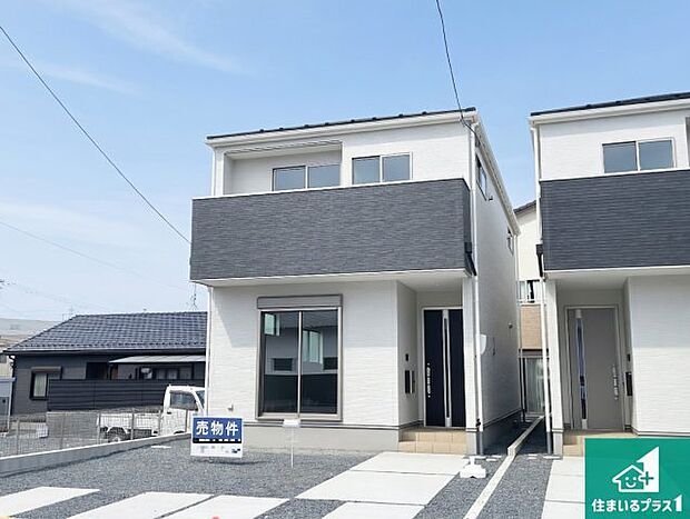 【外観】安心の10年保証!外観を美しく保ち、雨水で汚れを落とします!気になることがありましたら、お気軽にお問い合わせください!