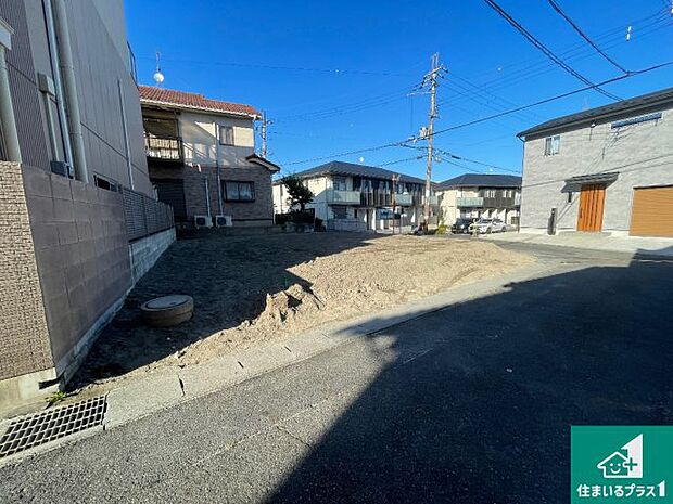 【外観】現在建築中！落ち着いた街並みで新生活を始めることが出来そう！周辺の物件も併せてご紹介させて頂きます！