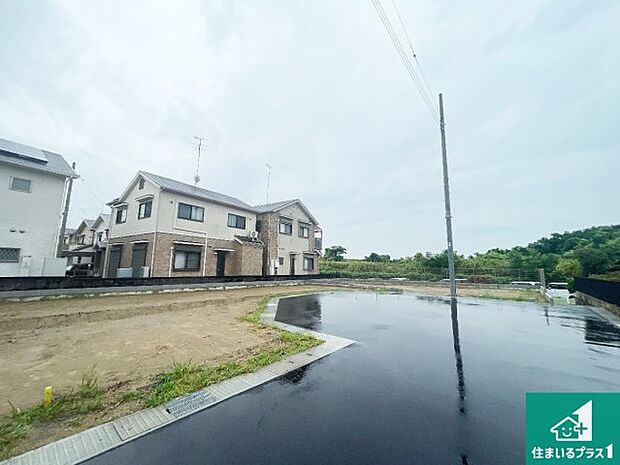 【外観】現在建築中！落ち着いた街並みで新生活を始めることが出来そう！周辺の物件も併せてご紹介させて頂きます！