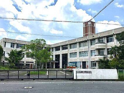栗東市立葉山中学校 徒歩1800m