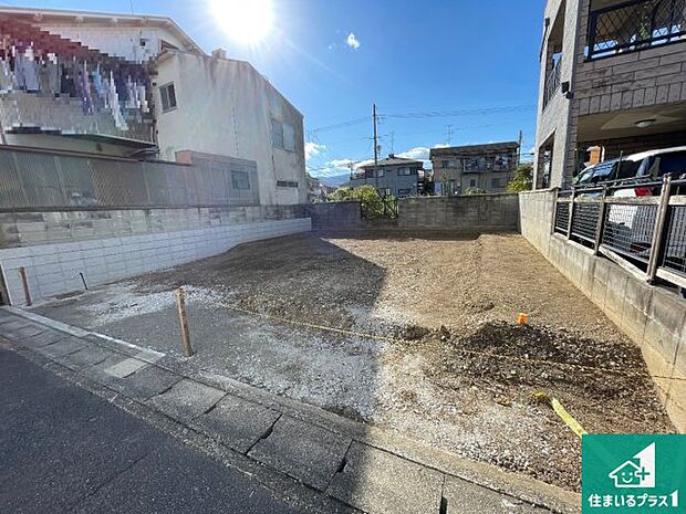 【外観】現在建築中！落ち着いた街並みで新生活を始めることが出来そう！周辺の物件も併せてご紹介させて頂きます！