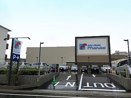 万代堺深井店 徒歩441m