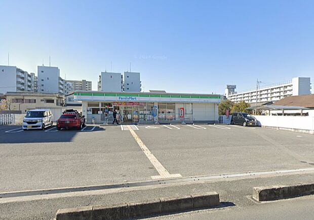 ファミリーマート 一津屋三丁目店