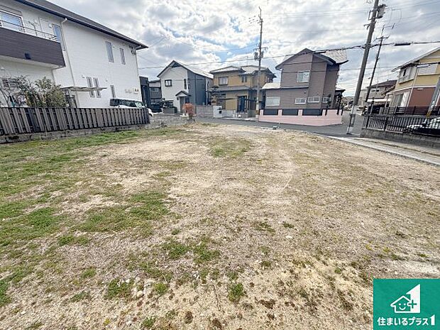 【外観】現在建築中！落ち着いた街並みで新生活を始めることが出来そう！周辺の物件も併せてご紹介させて頂きます！