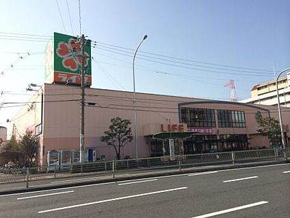 ライフ 新北島店 徒歩784m