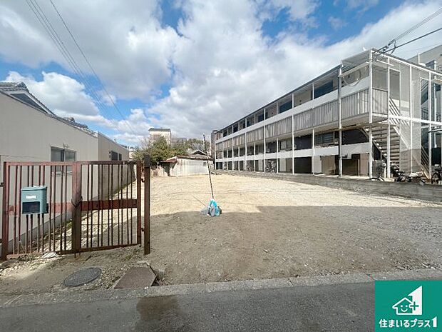 【外観】周辺は落ち着いた街並みの住宅地！子育てがしやすい住環境です！まだ未完成ですが、現地でしかわからない事もございます。是非一度ご覧ください。