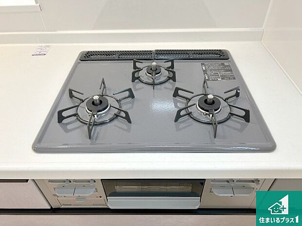 【コンロ】ダブル高火力Siセンサー付きコンロ!3口あるので、まとめて料理をする時も大活躍!