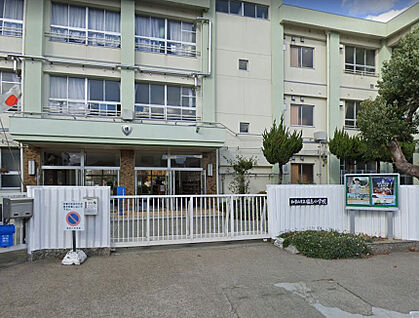 和歌山市立福島小学校 徒歩557m